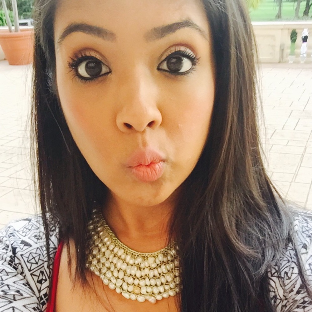 Meet your Posher, Huma