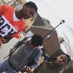 Meet your Posher, Kendis