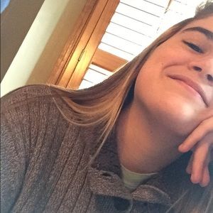 Meet your Posher, Brianna