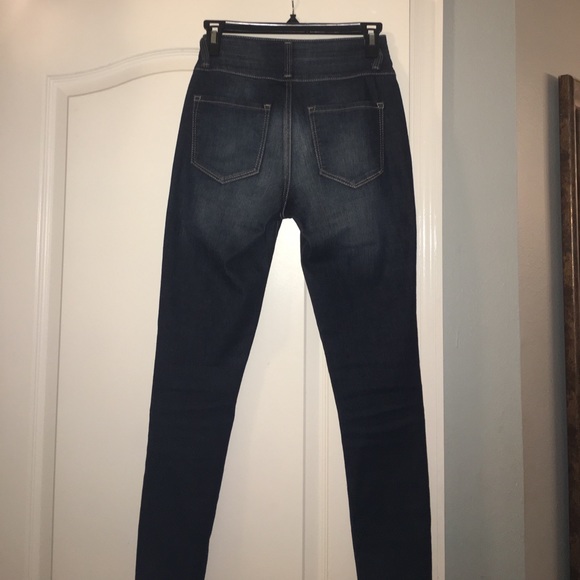1 day old dark denim jeans 👖 - Picture 2 of 3