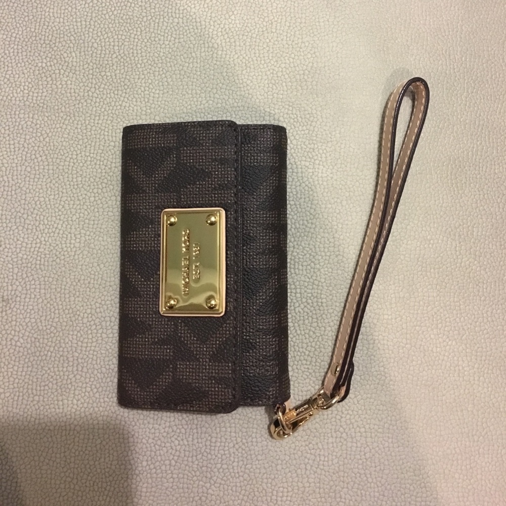 Authentic Michael Kors IPhone 5 phone case/wallet