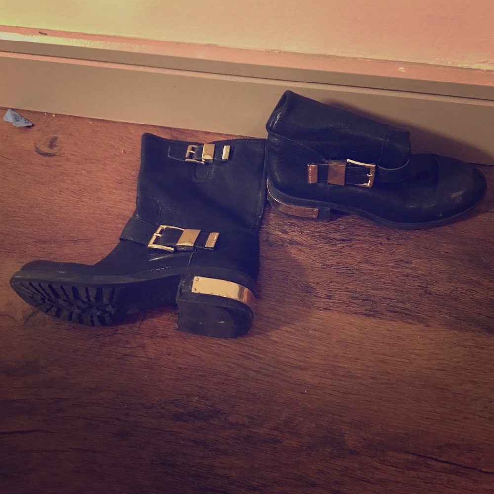 Black Steve Madden boots
