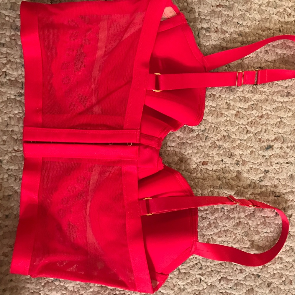 Victoria Secret Bra - Picture 3 of 4