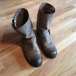 FRYE Boots size 9