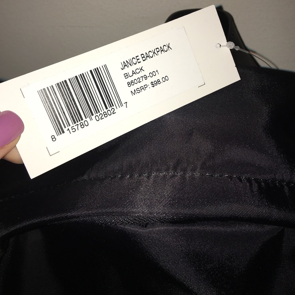 ⚫️⚫️ BLACK BACKPACK ⚫️⚫️ - Picture 3 of 6