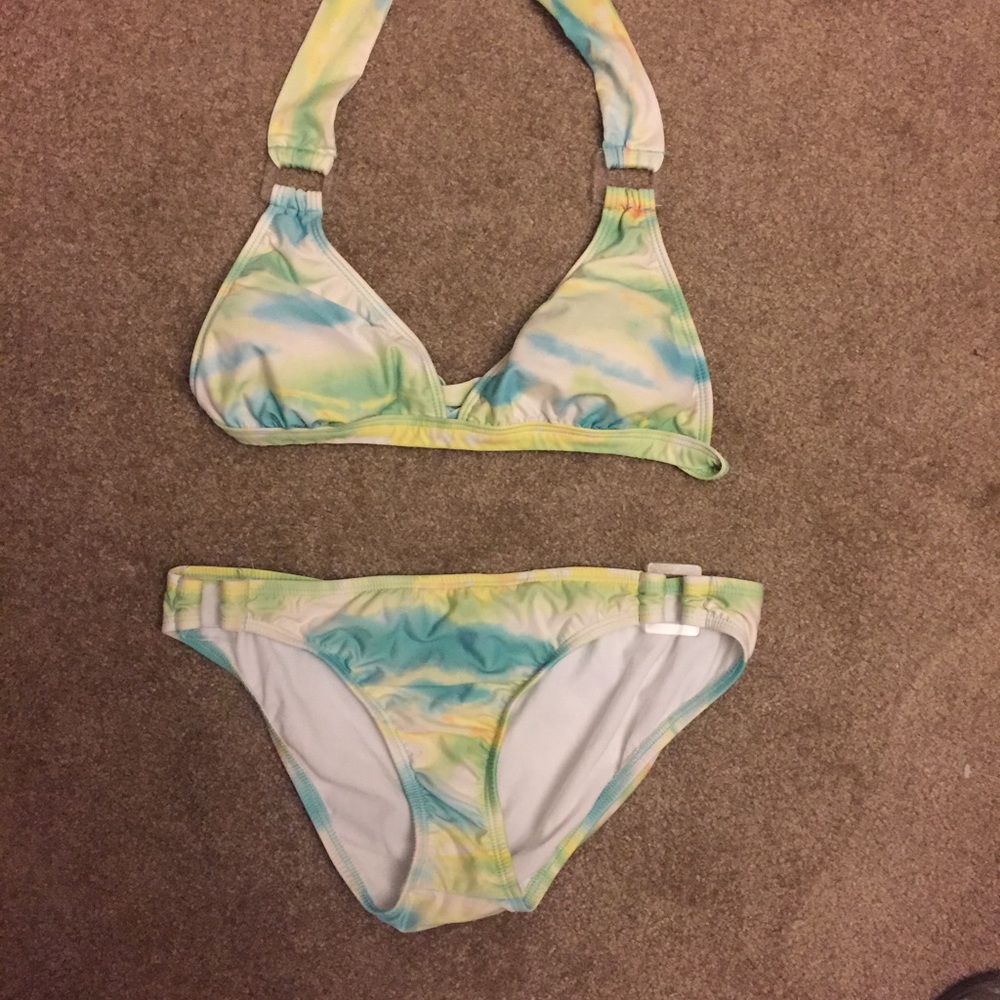 Gianni Bini Full Set Bathing Suit Bikini