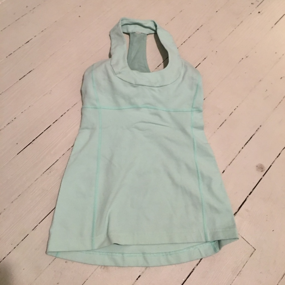 Lululemon tank size 6
