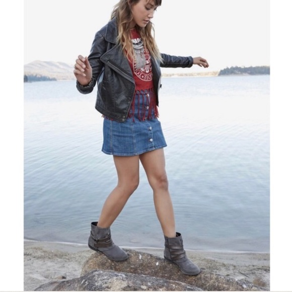 NIB Mate Buckle Fold Over Ankle Combat Boots - Picture 3 of 4