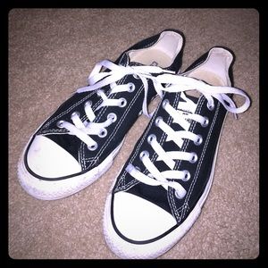 Black womens Converse
