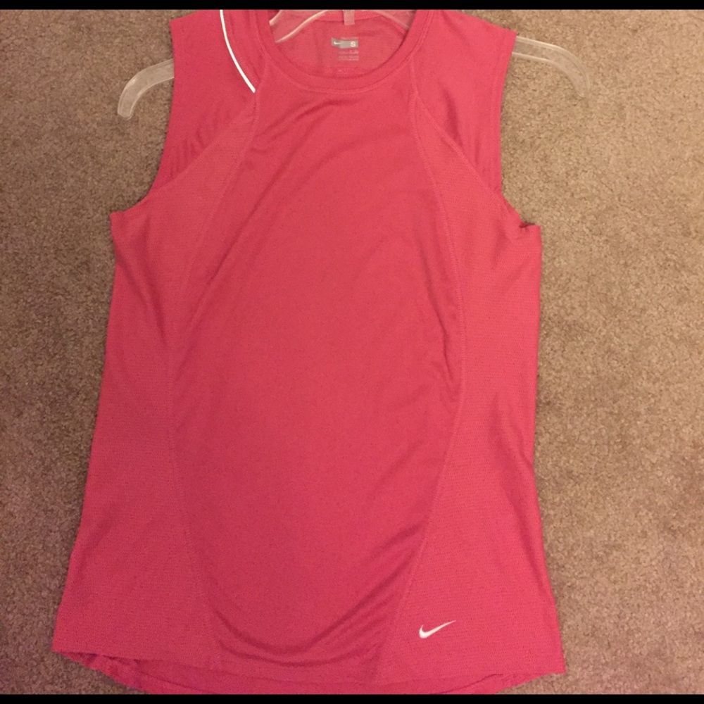 Nike FIT DRY Peach Workout Shirt