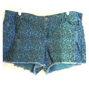 Forever21 blue Leopard shorts size 18