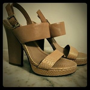 Vince Camuto Nude Snakeskin Heels - Killer!