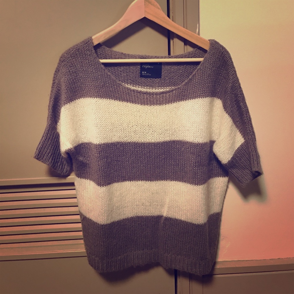 Shirt sleeve striped sweater