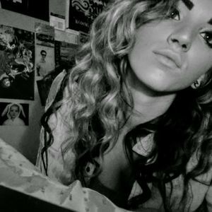 Meet your Posher, Savannah