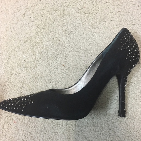 Never worn Beverly Feldman black studded heels! - Picture 1 of 3