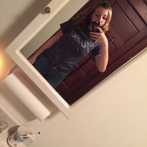 Meet your Posher, Nikole