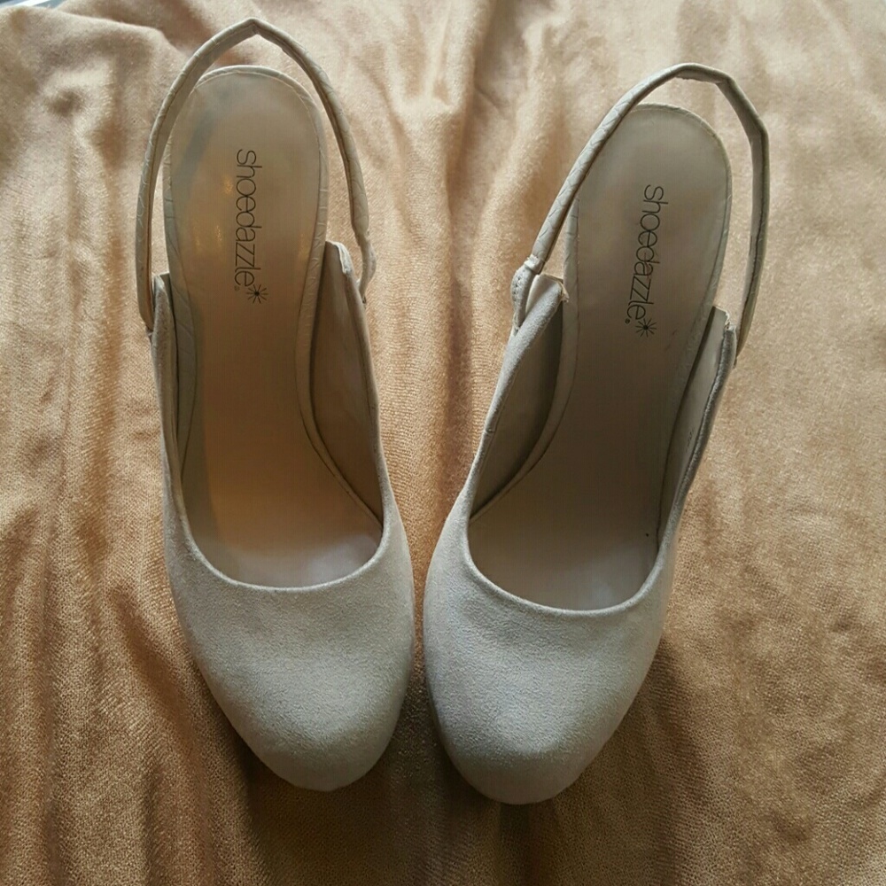Beautiful off white stilletos
