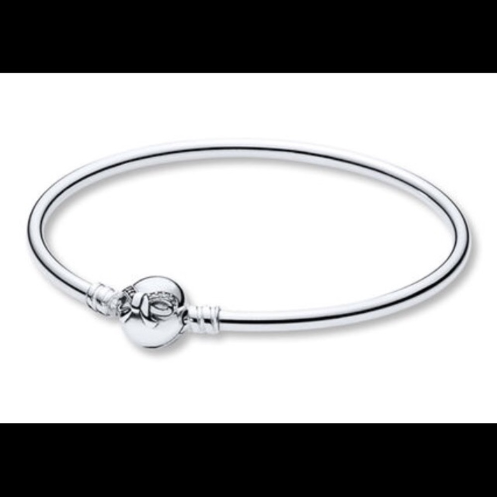 Limited Edition 7.5" Size Pandora Bow tie bangle