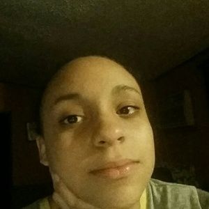 Meet your Posher, Alexia