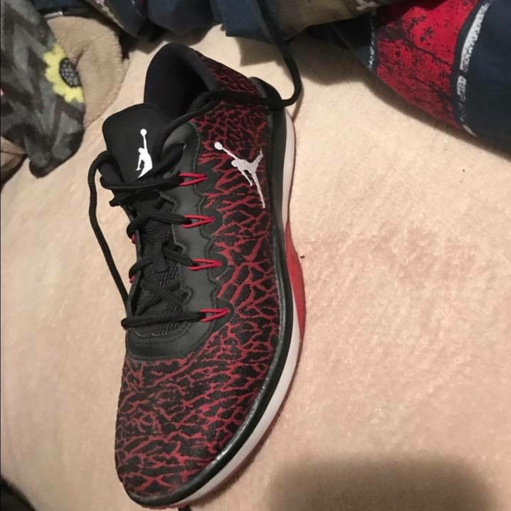 JORDAN ECLIPSE