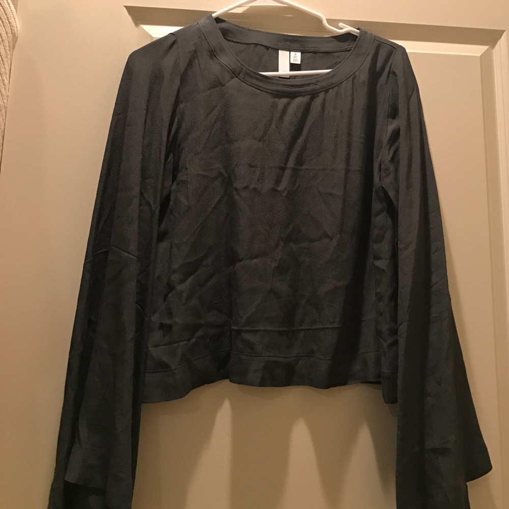 BP bell sleeve blouse