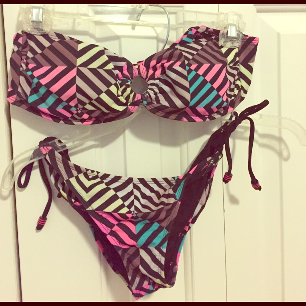 Geometric bikini