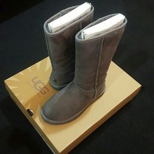 UGG Classic Tall Grey