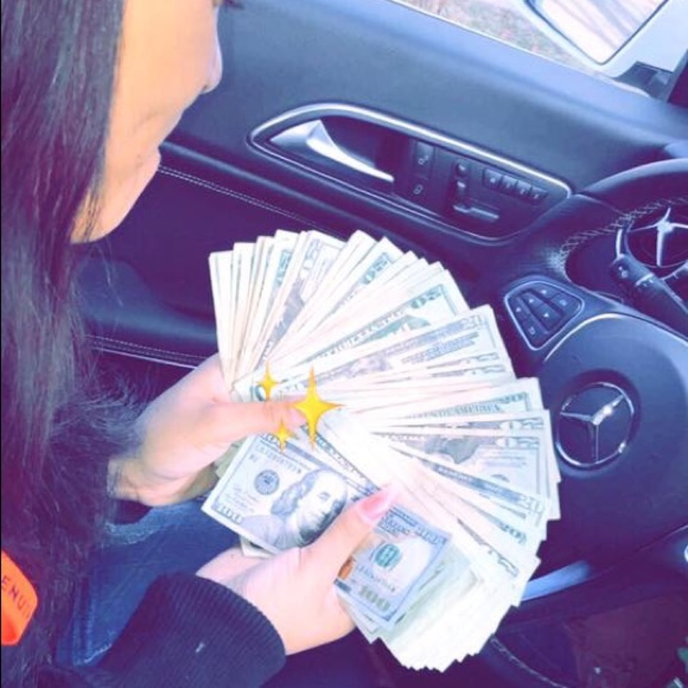 Fast Money - Picture 3 of 3