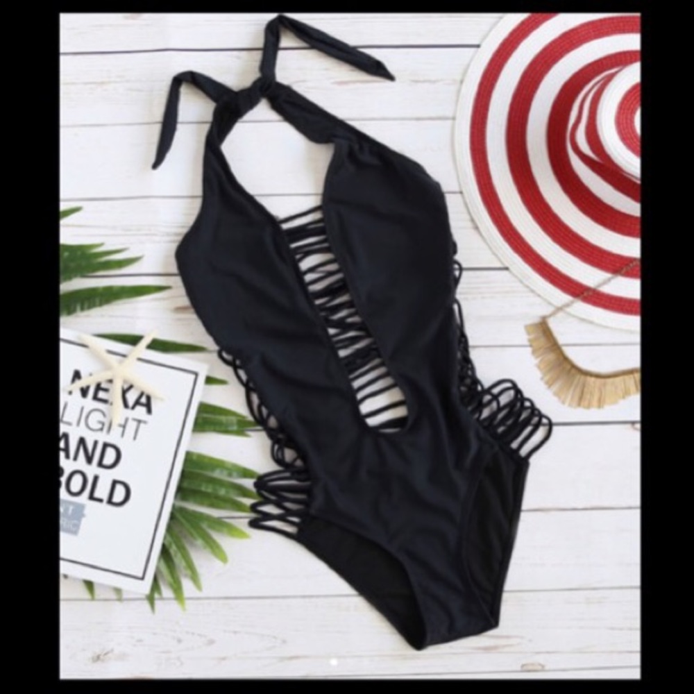 ❌Sold in bundle ❌LADDER cut strappy plunge 1 piece - Picture 2 of 5