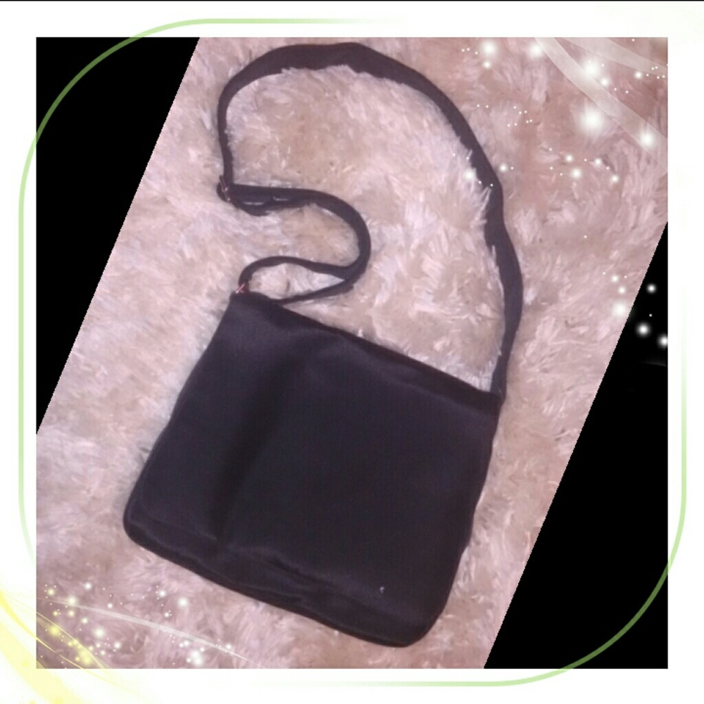 S A L E! Chic Sleek crossbody black Bags