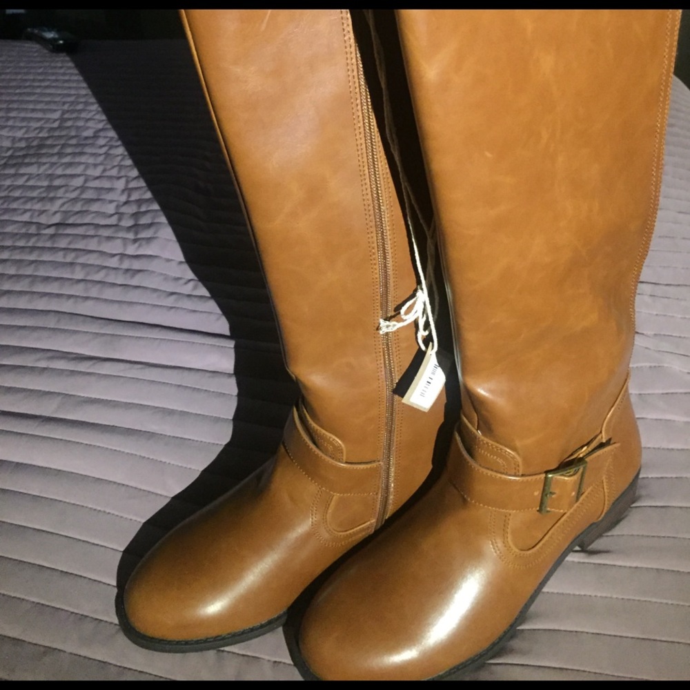 KNEE HIGH BOOTS