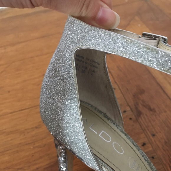 Aldo Silver Sparkly Pointed Toe Heels - Picture 7 of 7