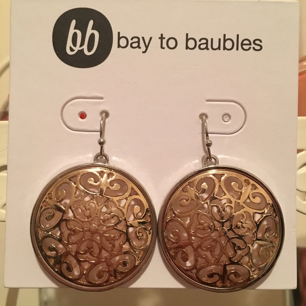 NWOT Bay to Baubles mixed metal boho earrings
