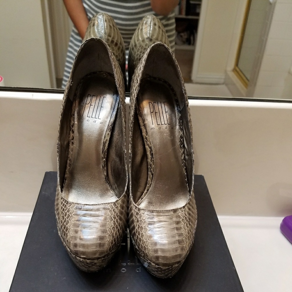 Pelle Moda 4 inch heels