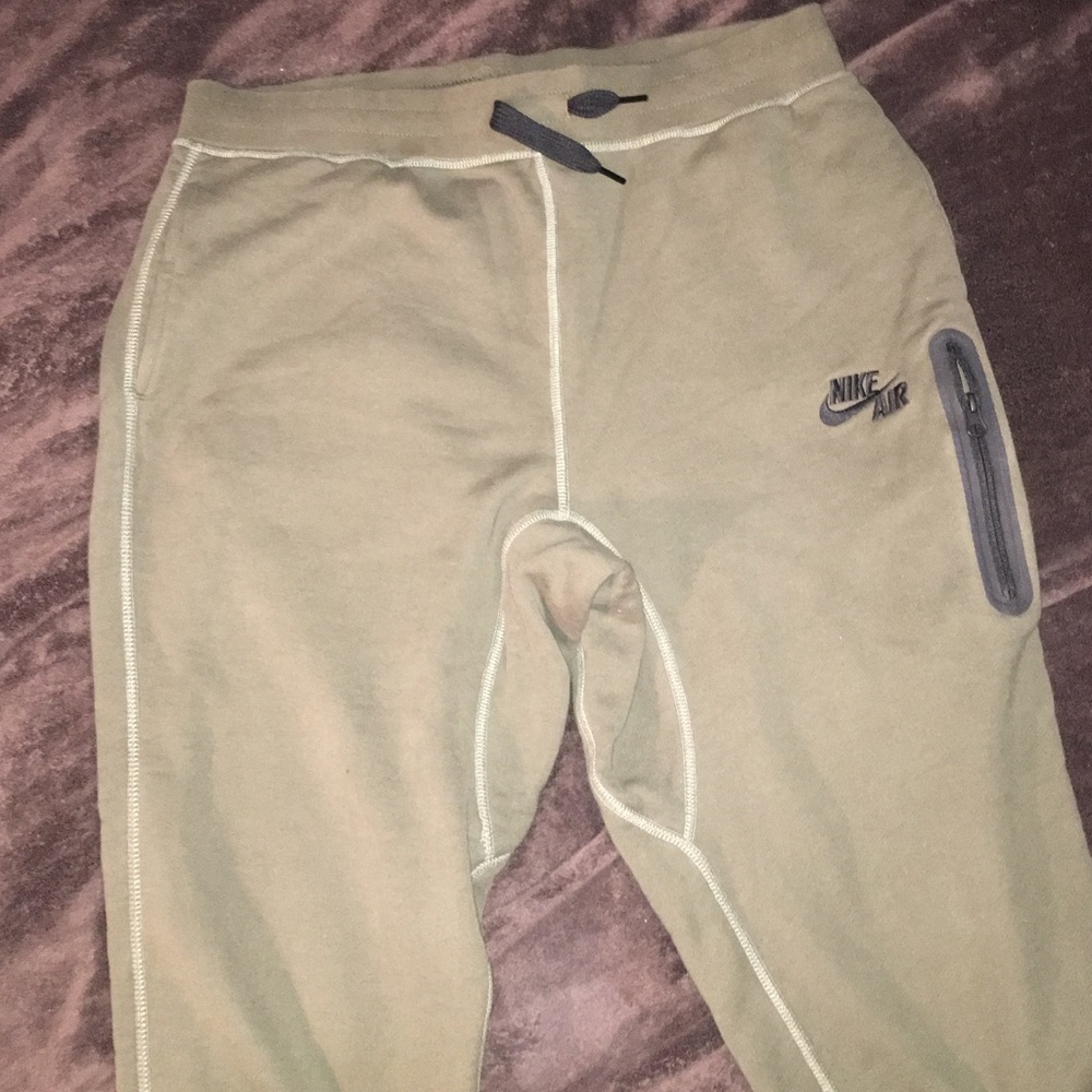 Nike joggers