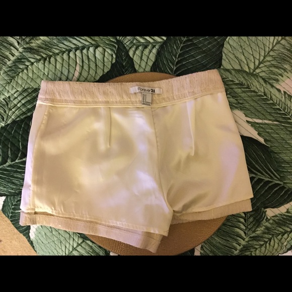 Forever 21 Gold/Cream Shorts - Picture 3 of 3