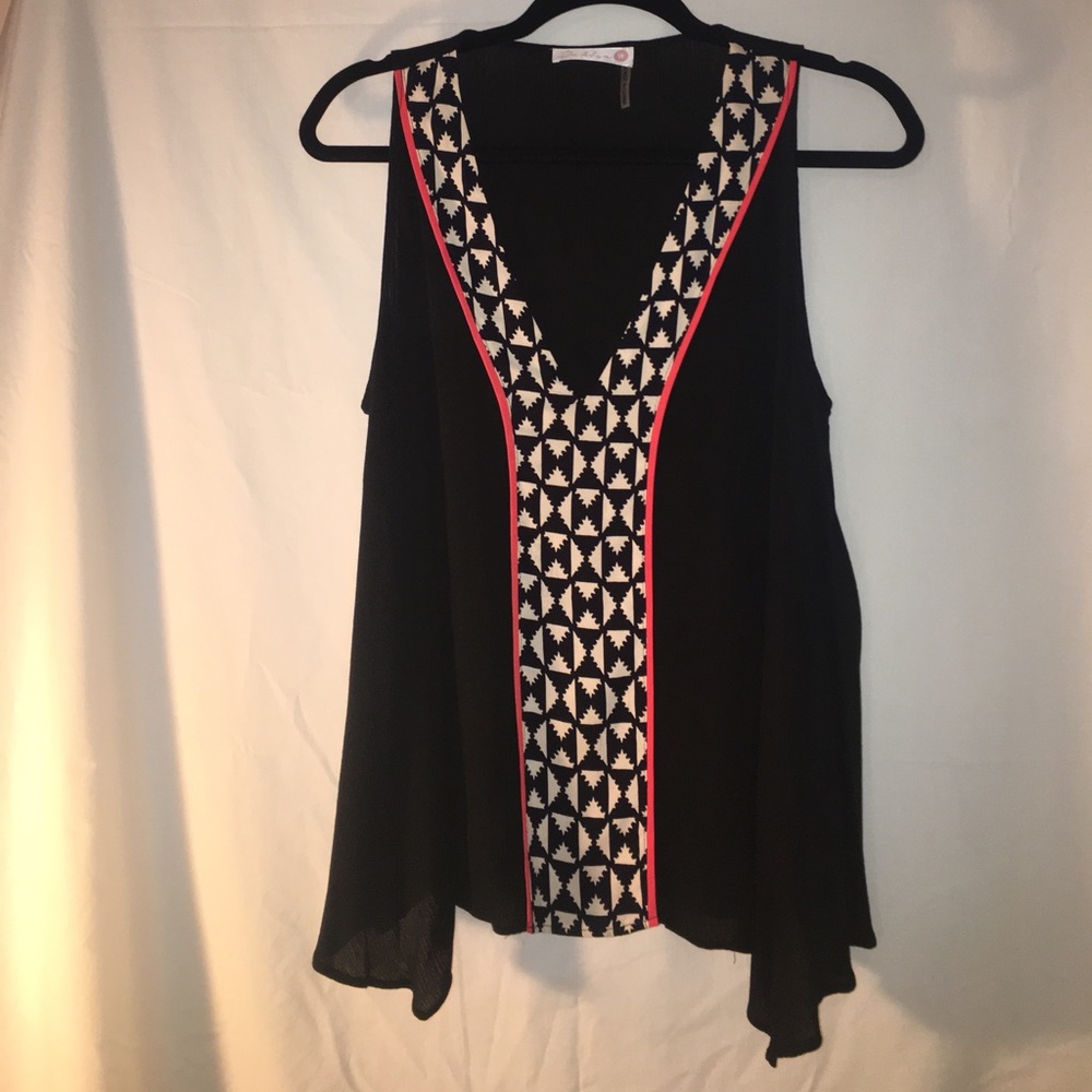 Stitchfix Dahlya Sienna Black Linen V Neck Top