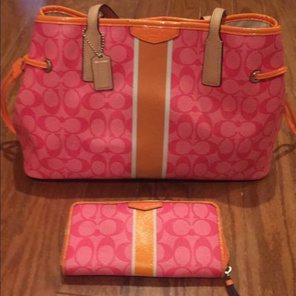 COACH