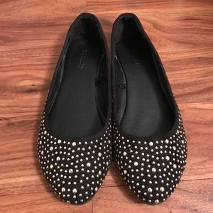 Black&Gold Studded Flats
