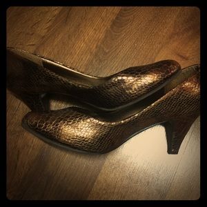 Gold/Brown Snakeskin Heels