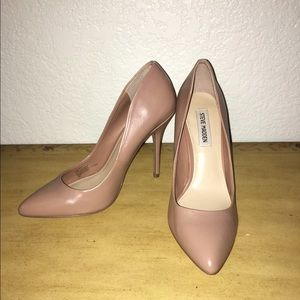 Steve Madden Galleryy Blush Pumps