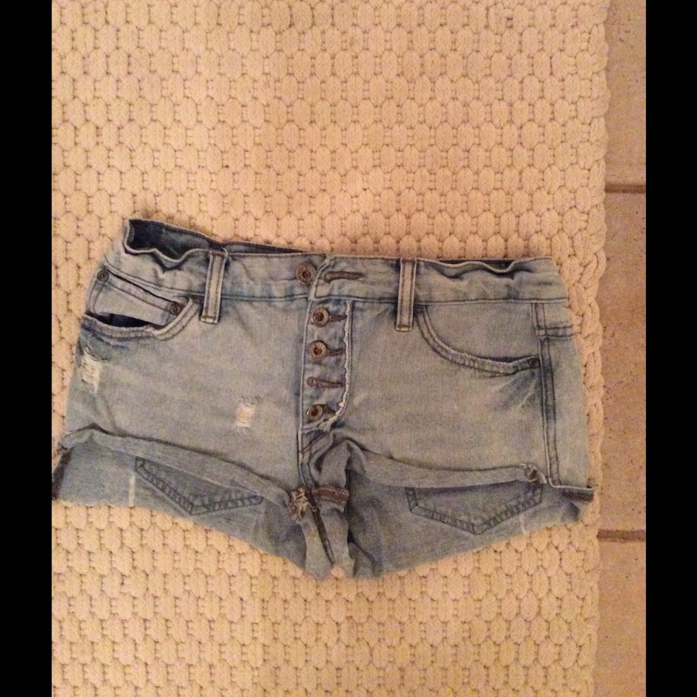 Free people adorable jean shorts