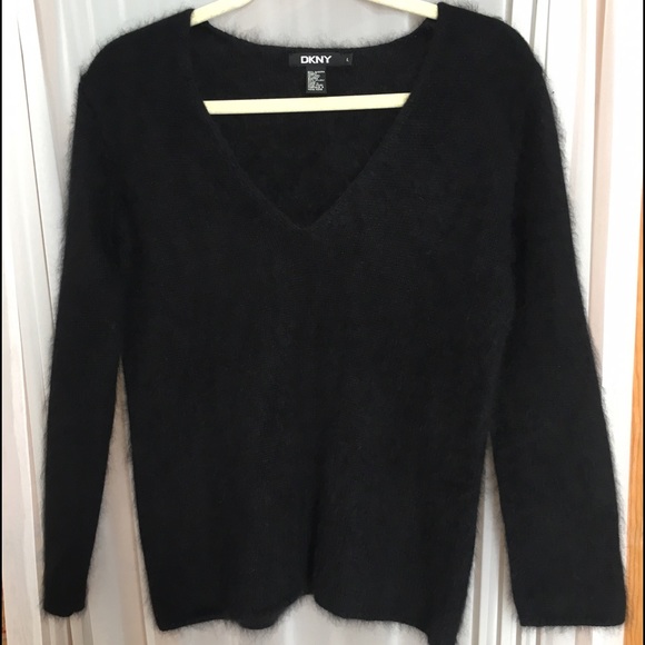 DKNY Black Angora sweater size L - Picture 1 of 3