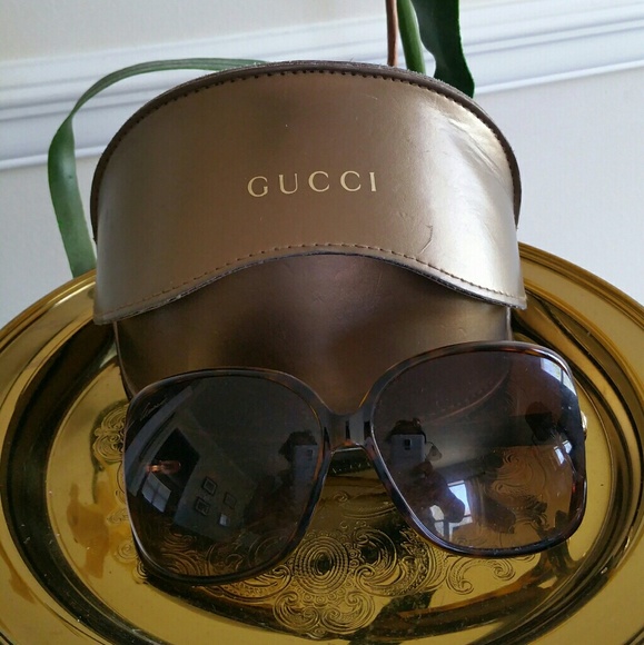Authentic Gucci Sunglasses with case main image 4