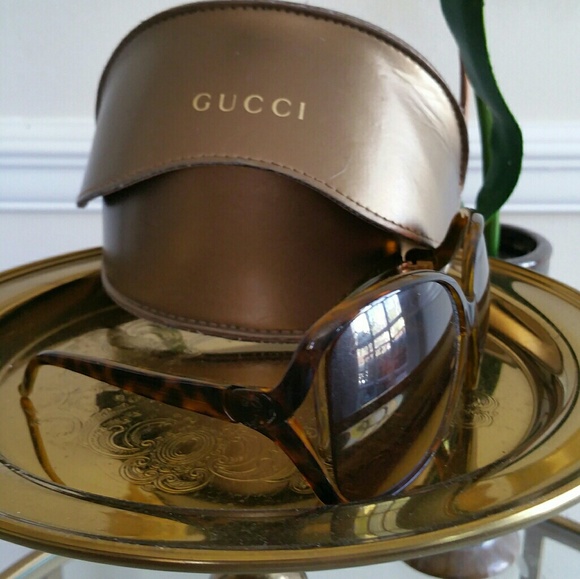 Authentic Gucci Sunglasses with case
