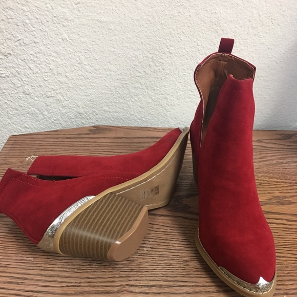 🎉HP🎉 LAST PAIR POINTED METAL TOE LOW CHUNKY HEEL - Picture 3 of 4