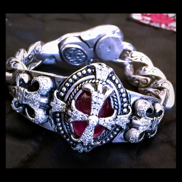 Custom Designed Sterling and Diamond Bracelet. - Picture 1 of 2
