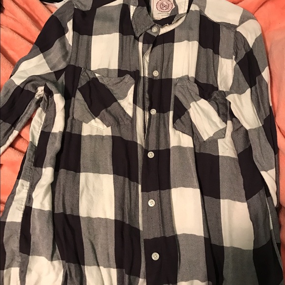Black and white plaid button up - Picture 1 of 3