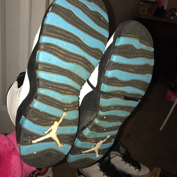 Powder blue Jordan's size 5 - Picture 4 of 4