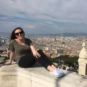 Meet your Posher, Olivia